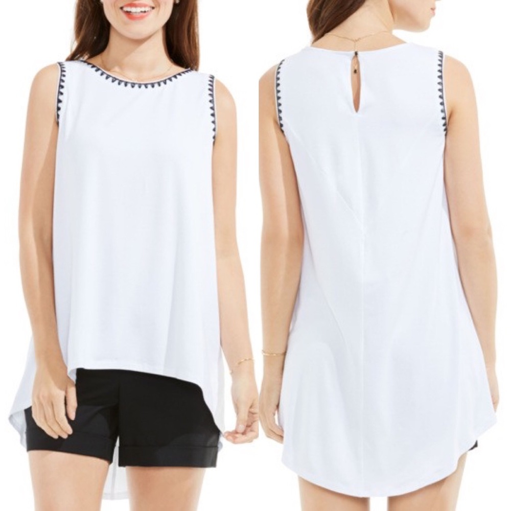 Vince Camuto Embroidered Hi-Lo Top Medium